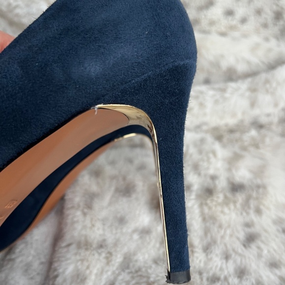 Tory Burch Elana Navy Suede Pumps - Picture 6 of 16